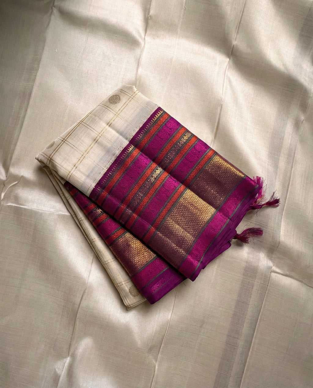Vaidehi – purple ivory kanjivaram handloom silk saree