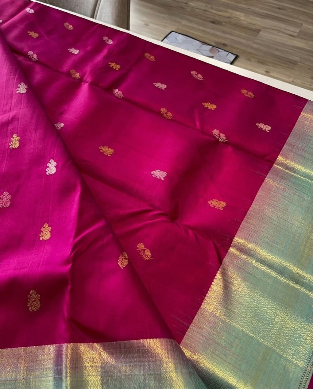 Shakini - Elegant Magenta Silk Saree with Contrast Zari Pallu